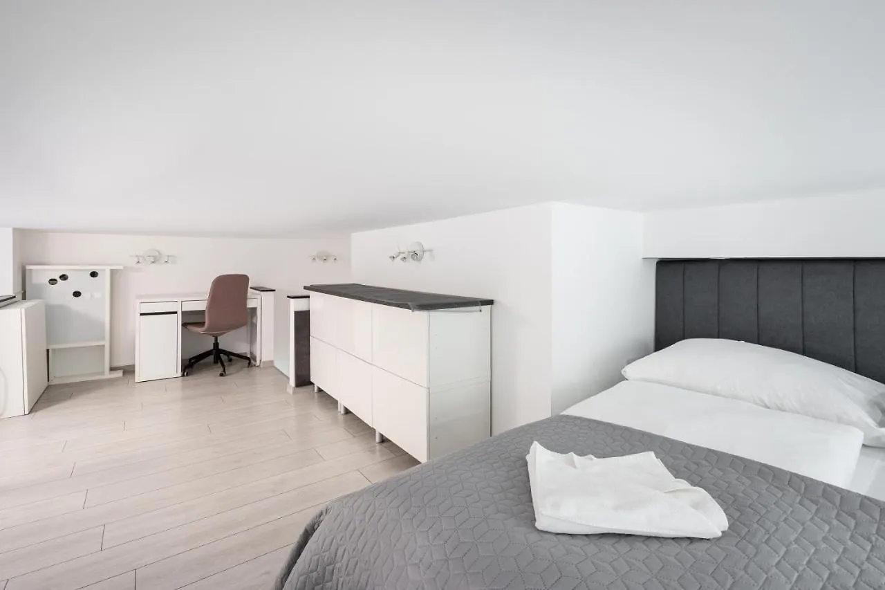 Joyous Era Apartment 布达佩斯